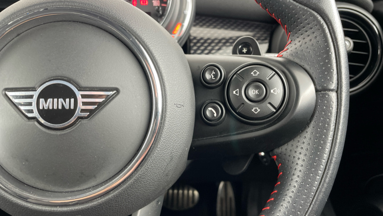 MINI Hatchback 2.0 Cooper S Sport II 5dr Auto [Comfort/Nav Pack] Petrol Hatchback